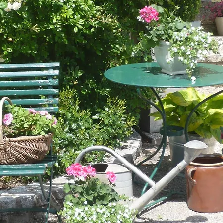 Relaxa At A Luxurious In