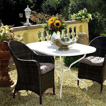 Relaxa At A Luxurious In * 巴特皮尔蒙特