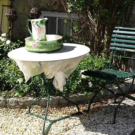 Relaxa At A Luxurious In 公寓 巴特皮尔蒙特
