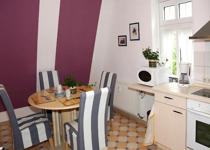 Relaxa At A Luxurious In Apartament